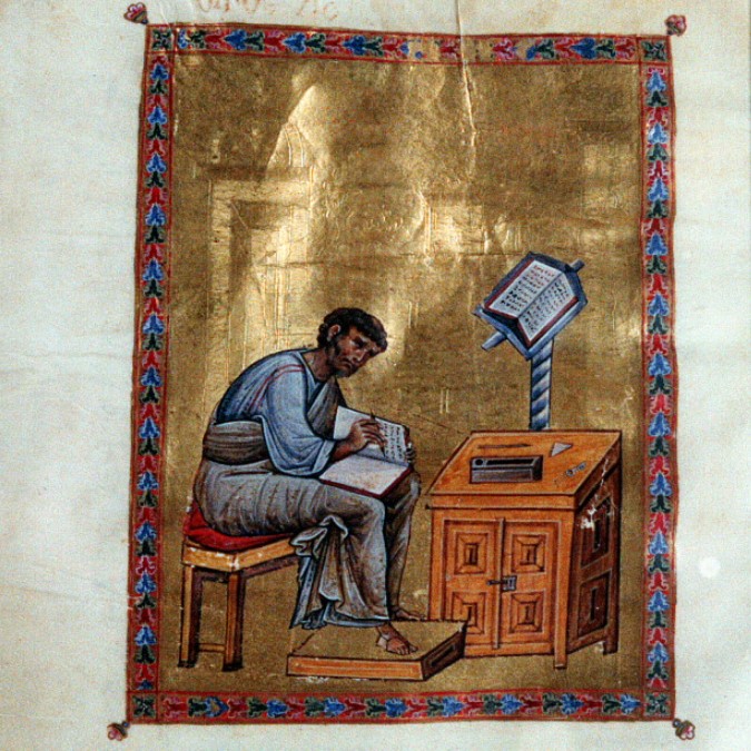 Illuminated evangelist portrait of Luke from a Greek copy of the Gospels (HMML 21534, Codex Vindobonensis Palatinus. Suppl. gr. 50*, HMML color microfilm collection)